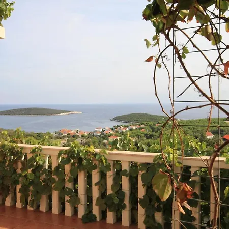With A Parking Space Rukavac, Vis - 8839 Apartmán Rukavac (Vis)