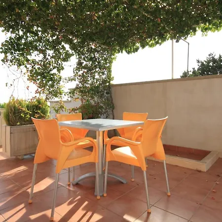 Apartman With Parking Space Rukavac, Vis - 8839 Rukavac