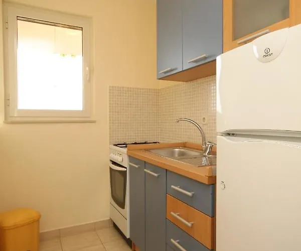 דירה With Parking Space Rukavac, Vis - 8839 *